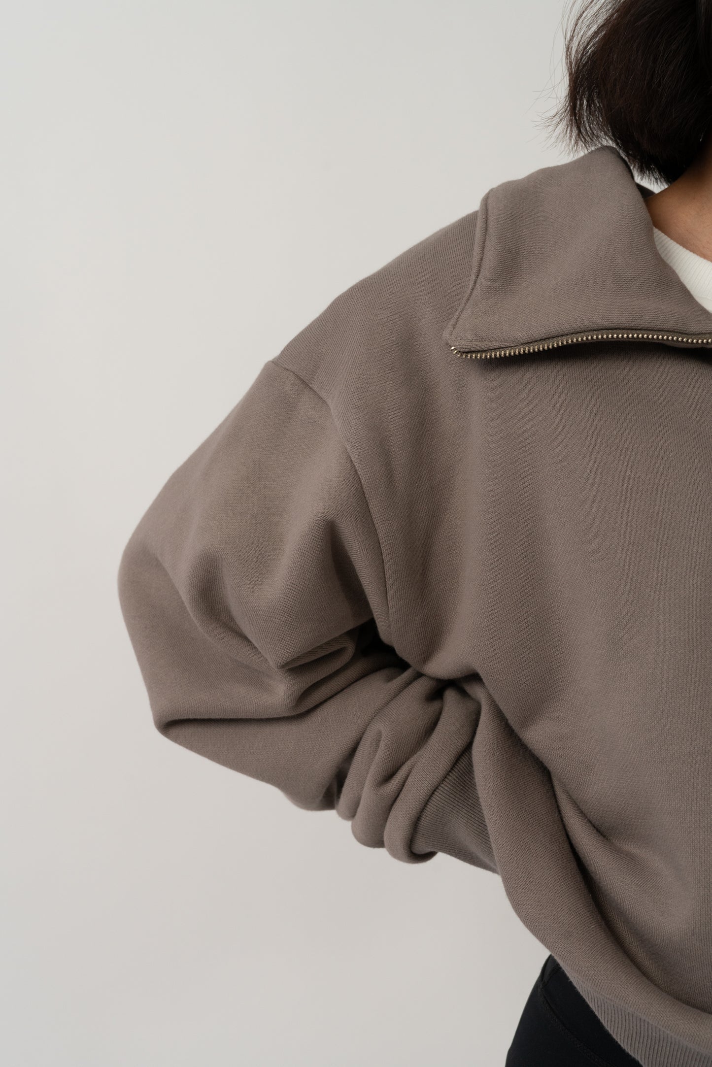 Levi Quarter Zip Taupe