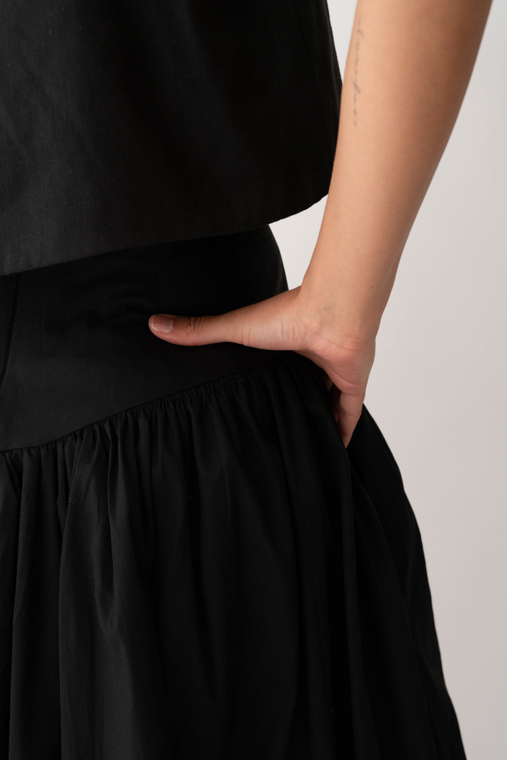 Ruth Linen Top Black