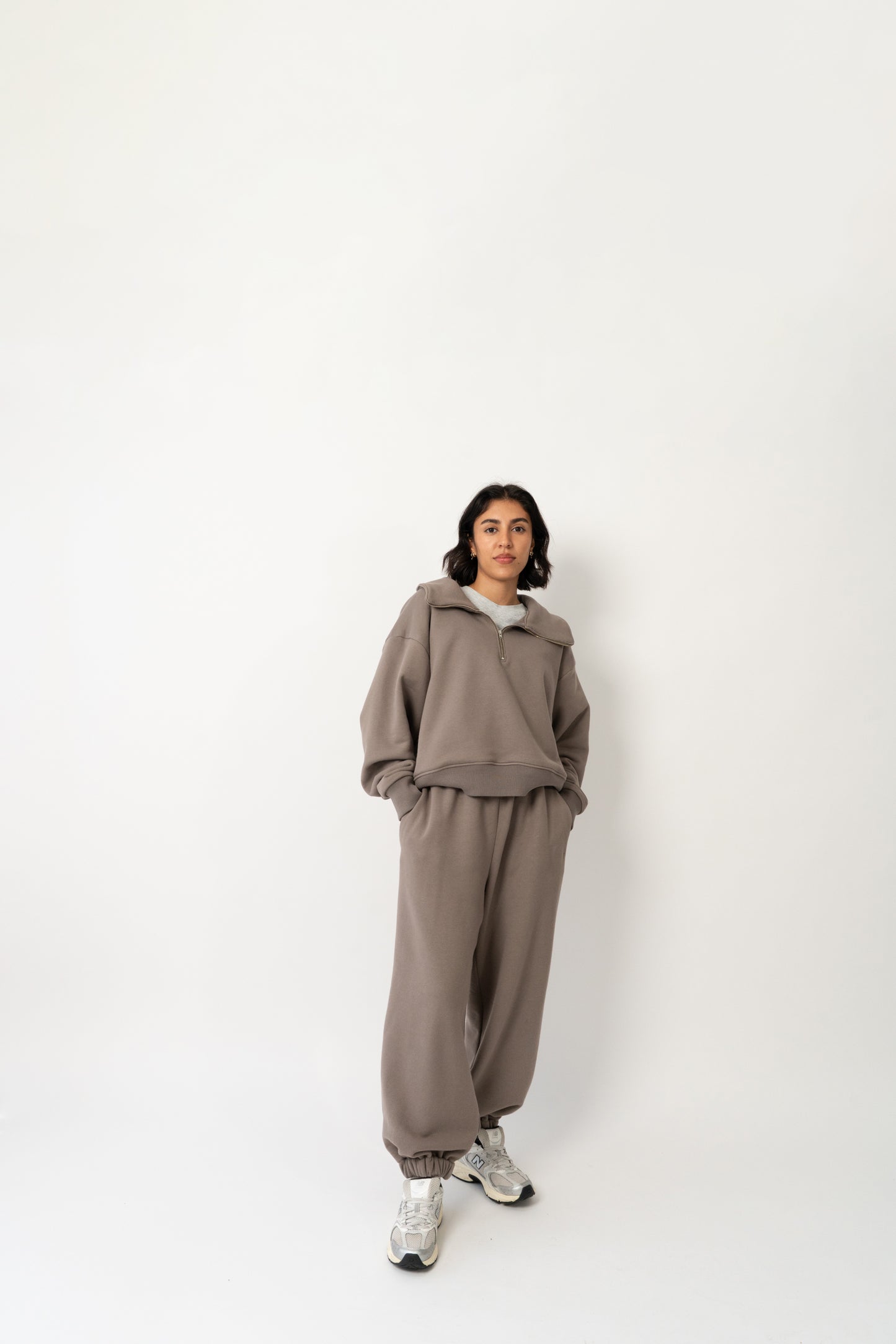 Levi Trackpant Taupe